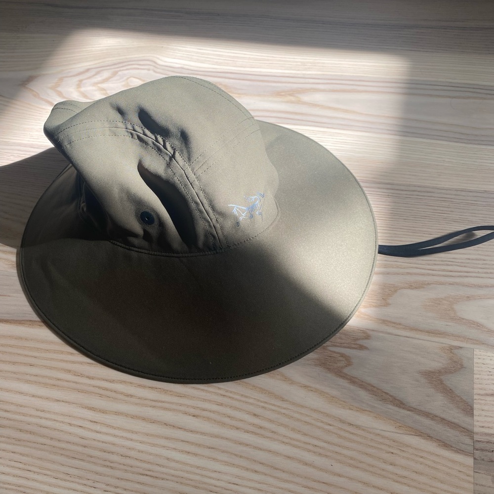 Arc’teryx sinsola hat